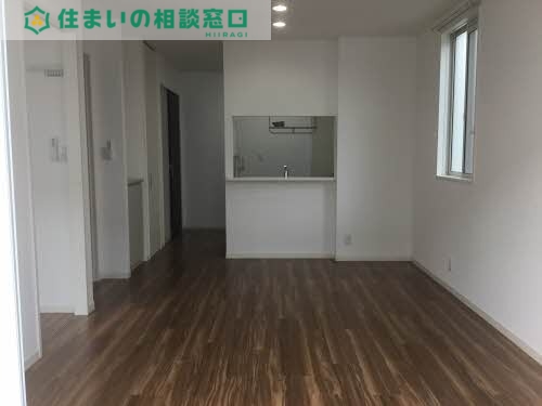 ＪＲ東海道本線 岡崎駅 徒歩35分 2階建 築19年の居間写真