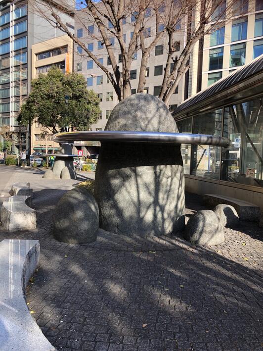 公園　御成門緑地（公園）まで513m