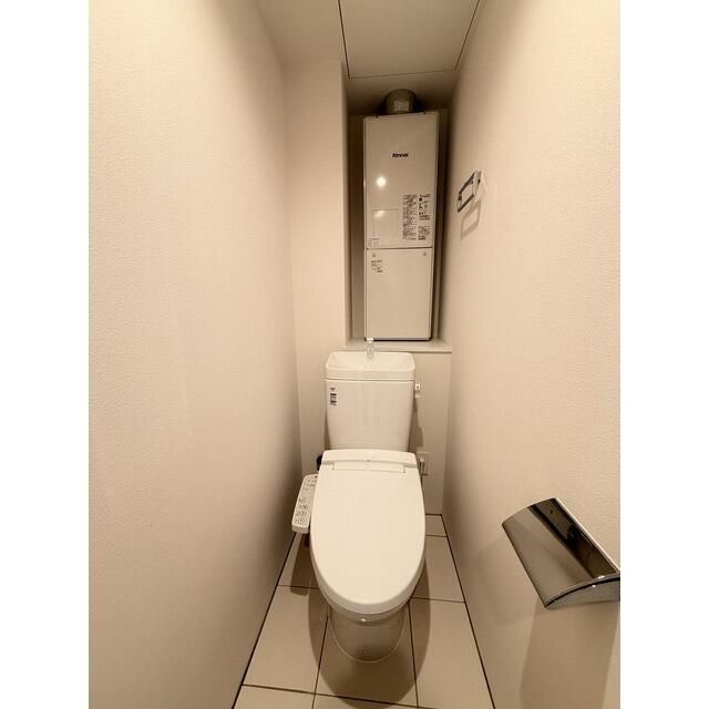京王井の頭線 池ノ上駅 徒歩2分 4階建 築1年のトイレ写真