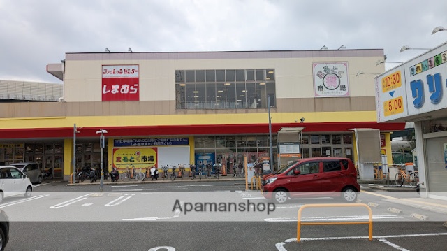 ショッピングセンター　まるとく市場門真南店（ショッピングセンター）まで156m