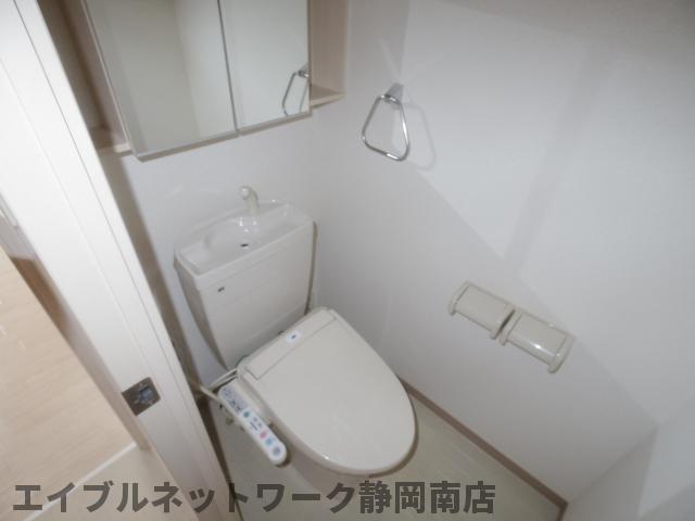 トイレ　トイレです