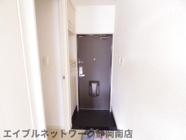 玄関　毎日通る玄関はこちらです