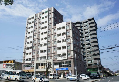 MDI　SERENO　JIYUGAOKAの建物外観