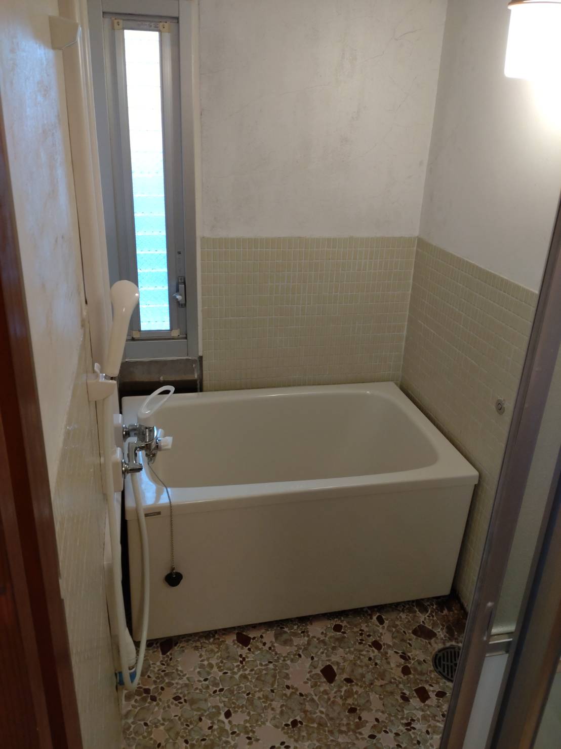 バス・シャワールーム　嬉しい追い焚き機能付き♪