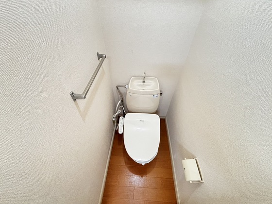 トイレ　シャワー付きトイレ