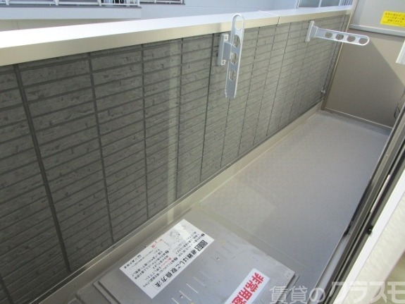 バルコニー　バルコニーはこちらです。