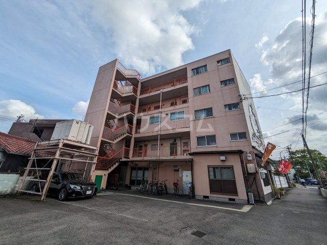 名古屋市西区庄内通のマンションの建物外観