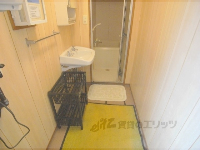 バス・シャワールーム　共用バス