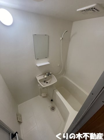 バス・シャワールーム　日々の暮らしに欠かせないお風呂です