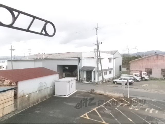 バルコニー　物干しのみ