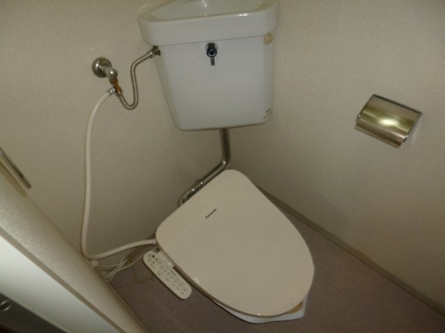 トイレ　ウォシュレット