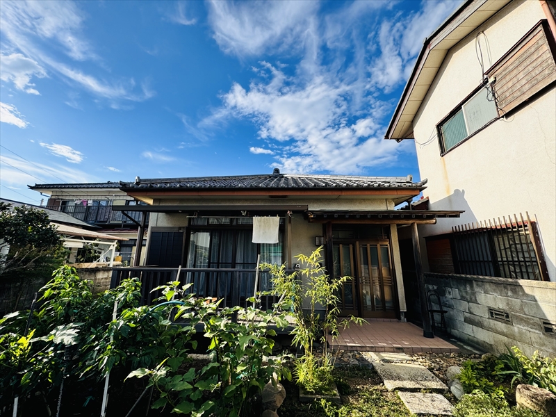 栗田方戸建ての建物外観