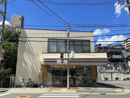 【大阪市福島区海老江のマンションのコンビニ】