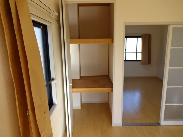 収納　参考画像（201号室の写真です）