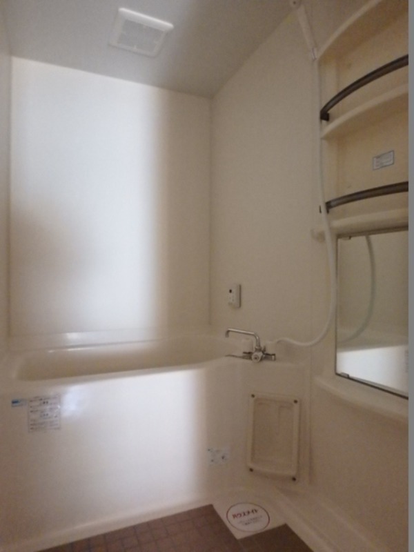 バス・シャワールーム　図面と現状に相違がある場合には現状を優先