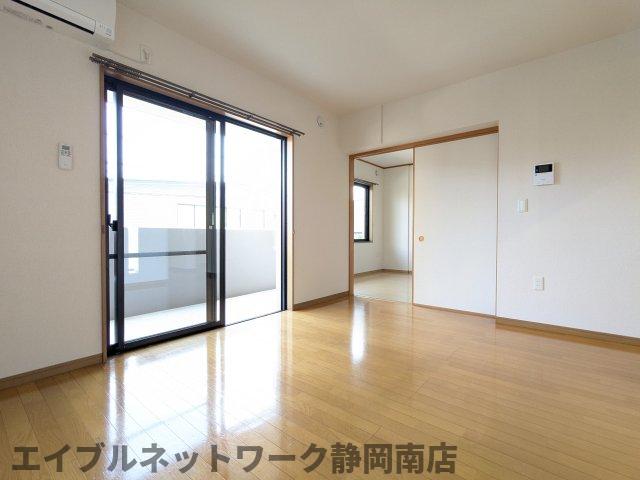 居室・リビング　おしゃれなリビングです