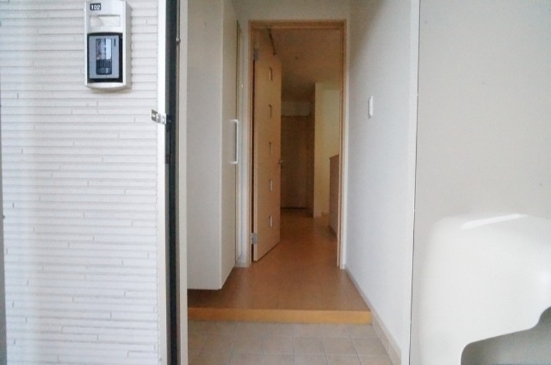 玄関　図面と現状に相違がある場合には現状を優先