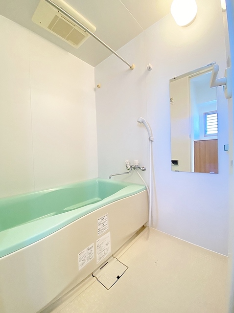 バス・シャワールーム　浴室乾燥・自動湯はり付き