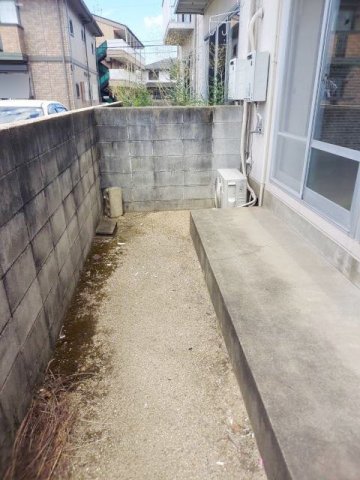 バルコニー　専用庭