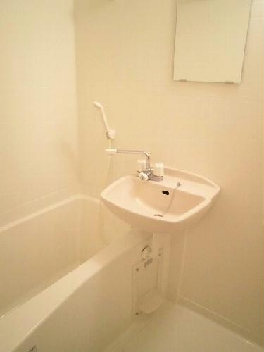 洗面設備　収納