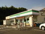 コンビニ　ファミリーマート八王子丹木町店（コンビニ）まで496m