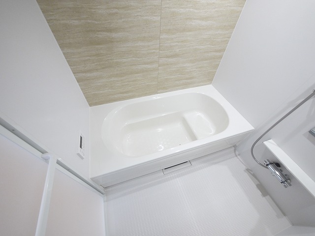 バス・シャワールーム　お風呂で日々の疲れを落としましょう