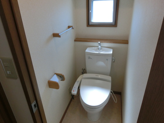 トイレ　他のお部屋の写真になります。