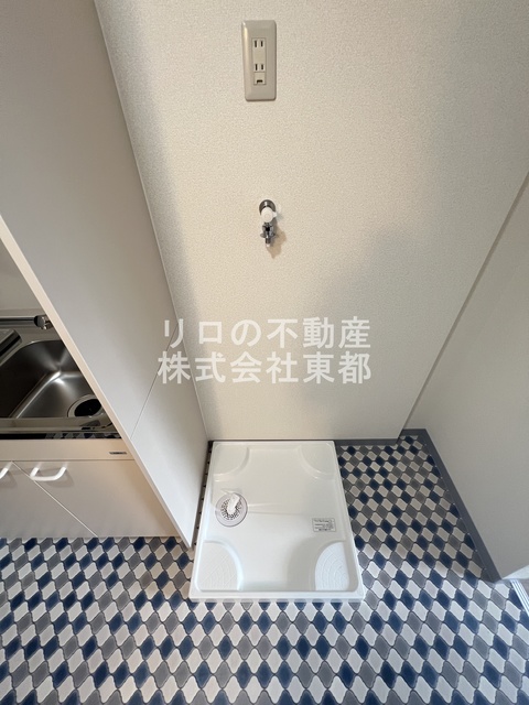 その他　洗濯機置き場は室内にあるので雨に濡れる心配はありません。