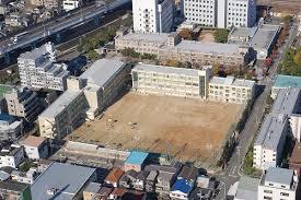 中学校　神戸市立鷹取中学校（中学校）まで2254m