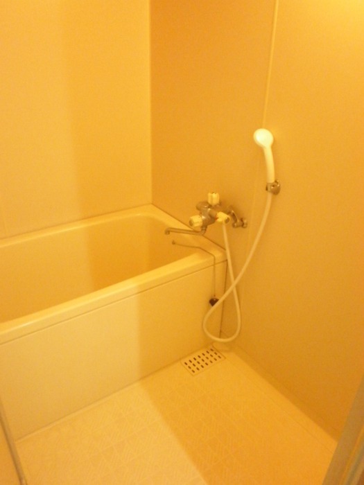 バス・シャワールーム　図面と現状に相違がある場合には現状を優先