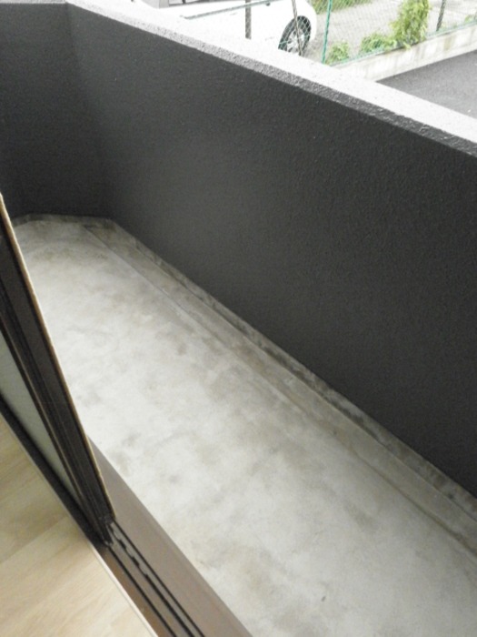 バルコニー　図面と現状に相違がある場合には現状を優先