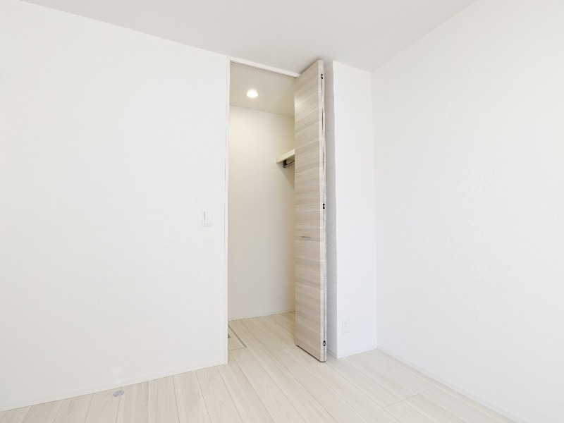 収納　図面と現状に相違がある場合には現状を優先