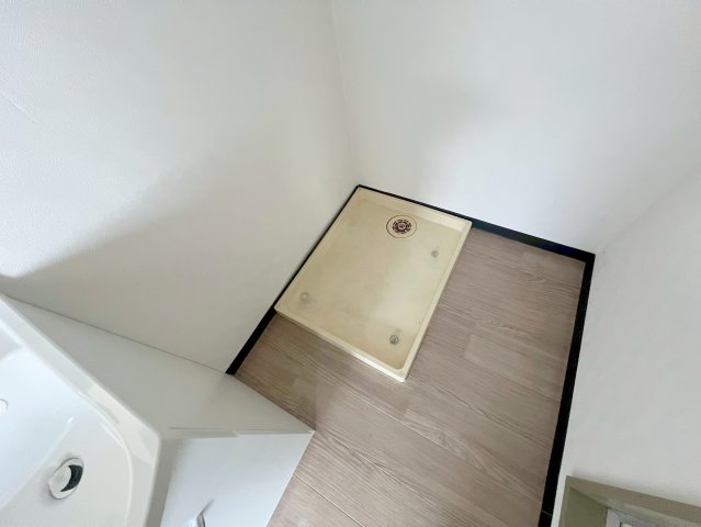 その他設備　室内に洗濯機置場があれば雨の日でも濡れる心配がございませんね