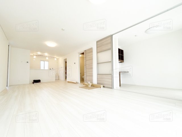 居室・リビング　広いリビングです☆