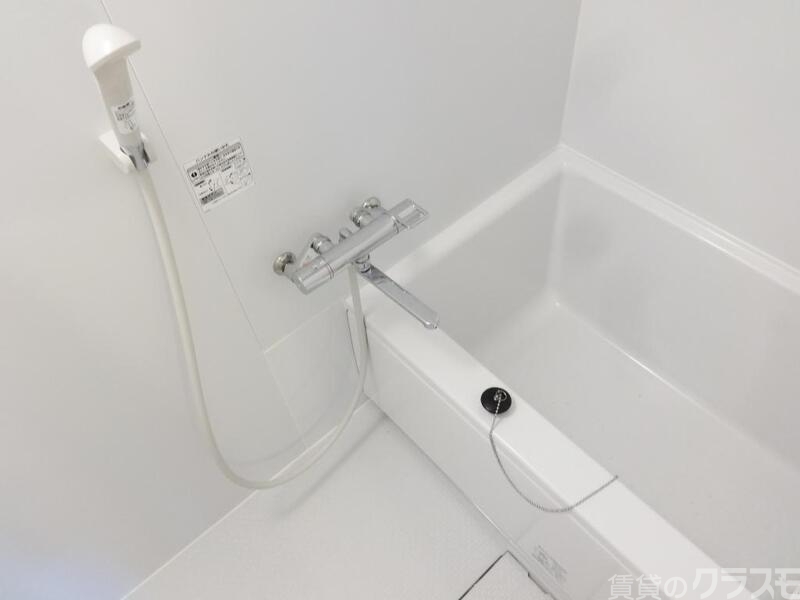 バス・シャワールーム　お風呂でお疲れおとりください。