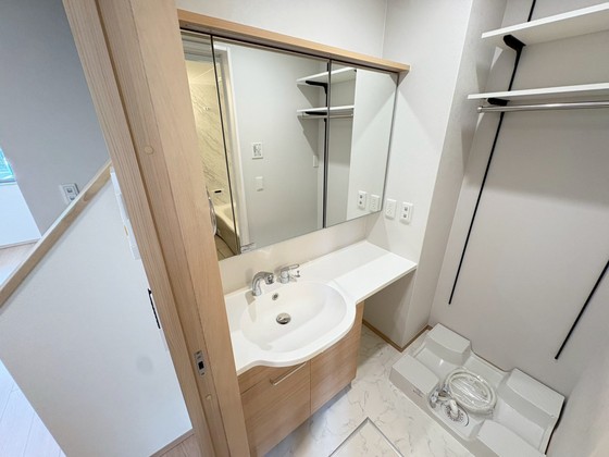 洗面設備　※別部屋の写真です