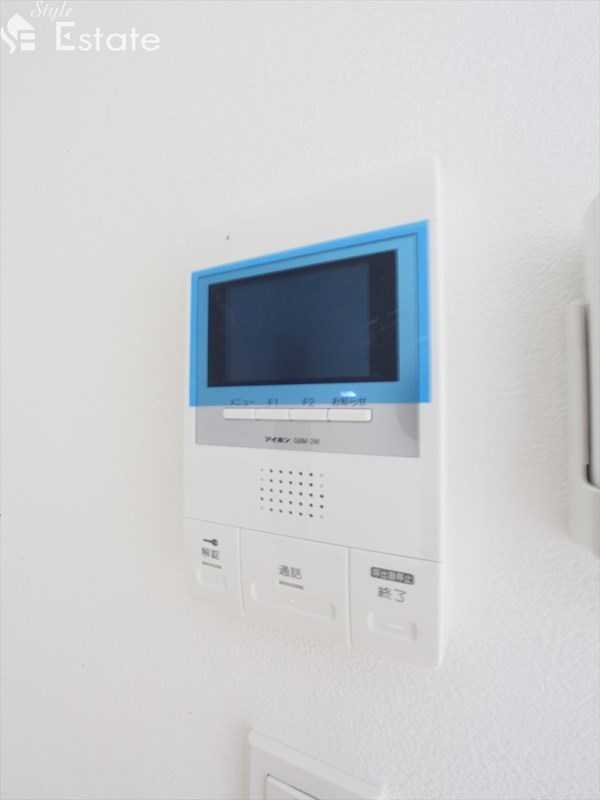 セキュリティ　モニター付きインターホン