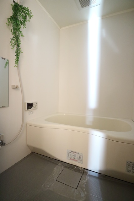 バス・シャワールーム　備品は付きません。