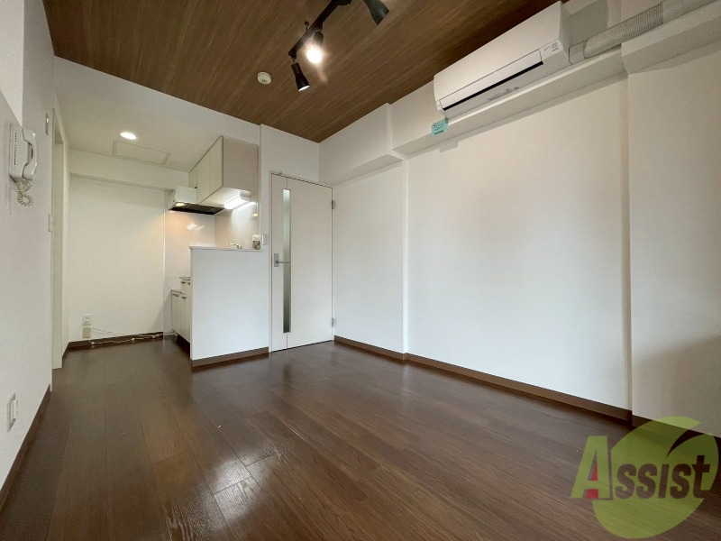 居室・リビング　広々としたリビングですね。使い勝手がよさそうですね！