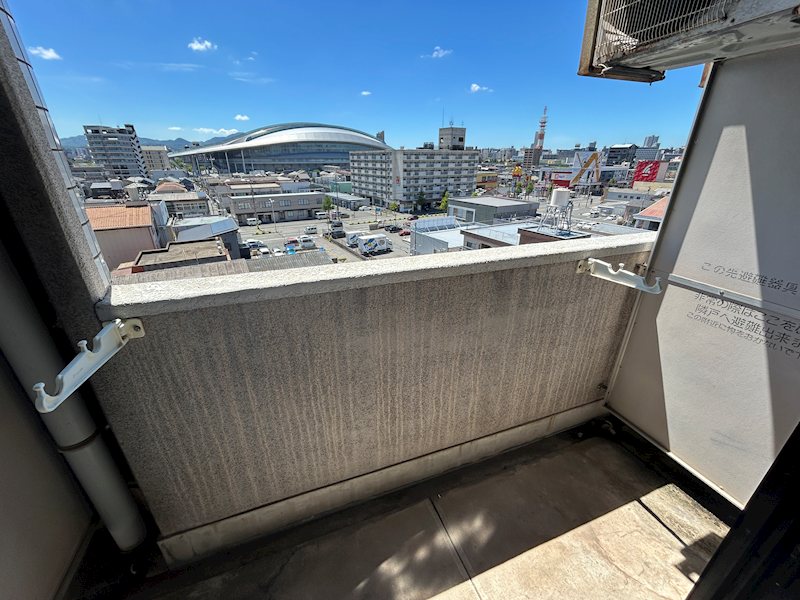 バルコニー　写真と異なる場合は現況優先。