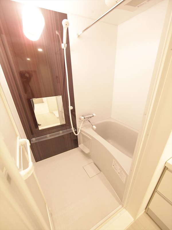 バス・シャワールーム　バスルーム　浴室暖房乾燥機付き