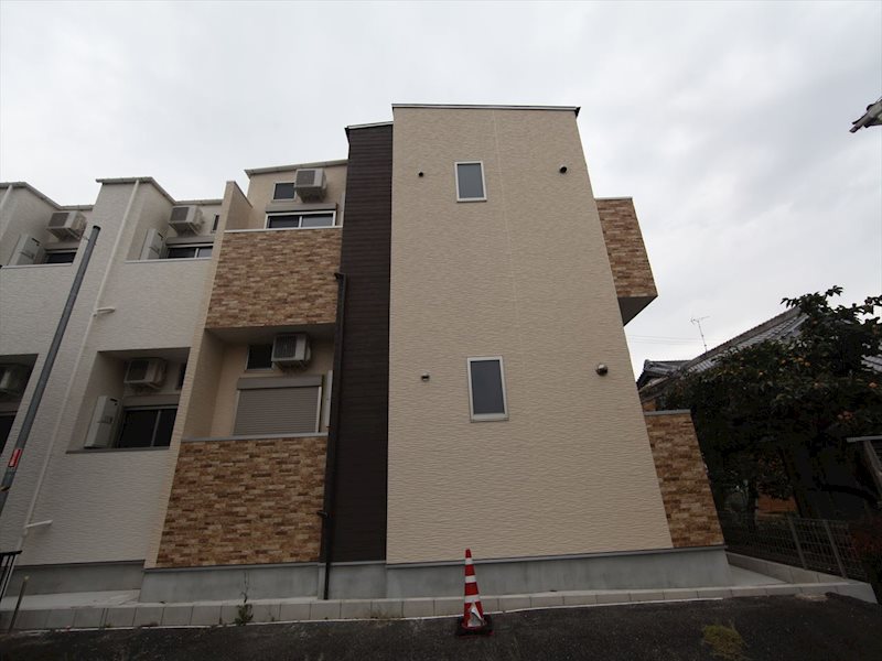 建物外観　外観　デザイナーズ　光インターネット無料