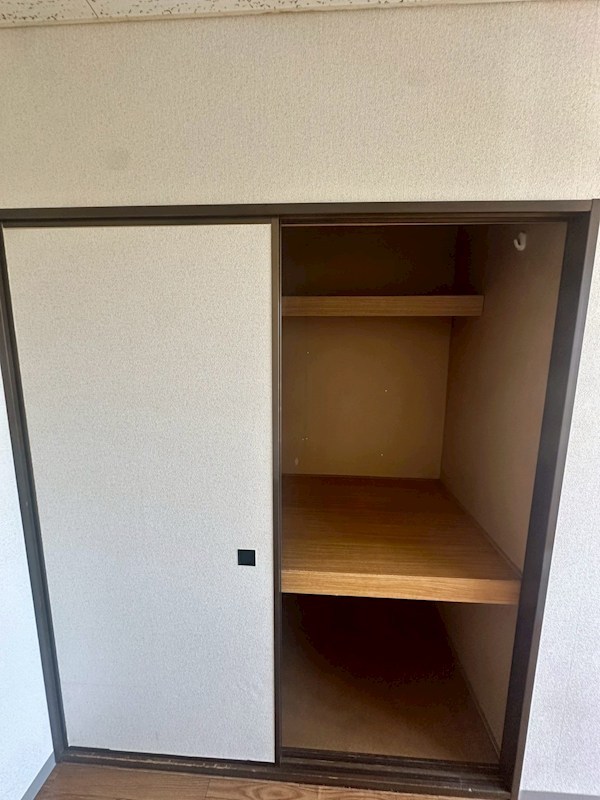 収納　別室参照