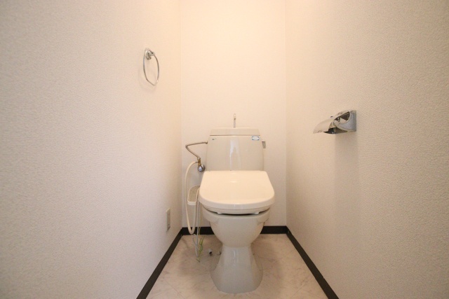 トイレ　別室の参考写真です。※現況優先