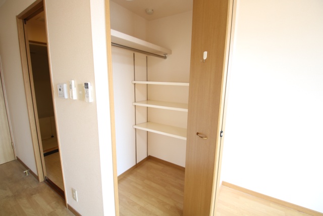 収納　※別室の参考写真の為、現況優先です。