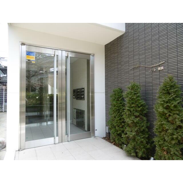 エントランス　オートロック付