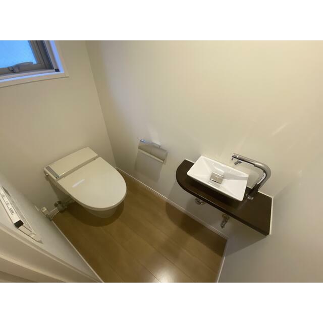 トイレ　ウォシュレット付