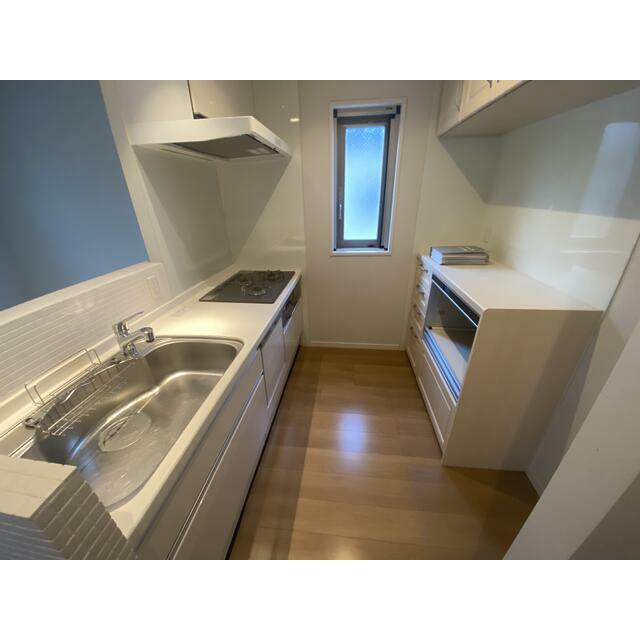 キッチン　キッチン収納の充実