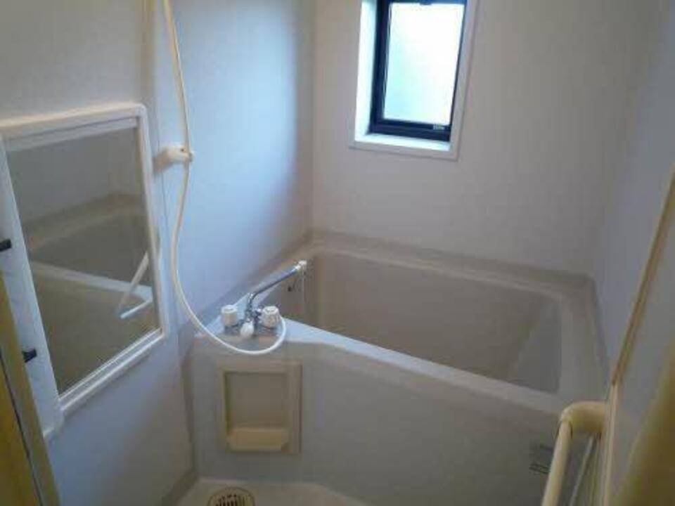 バス・シャワールーム　浴室