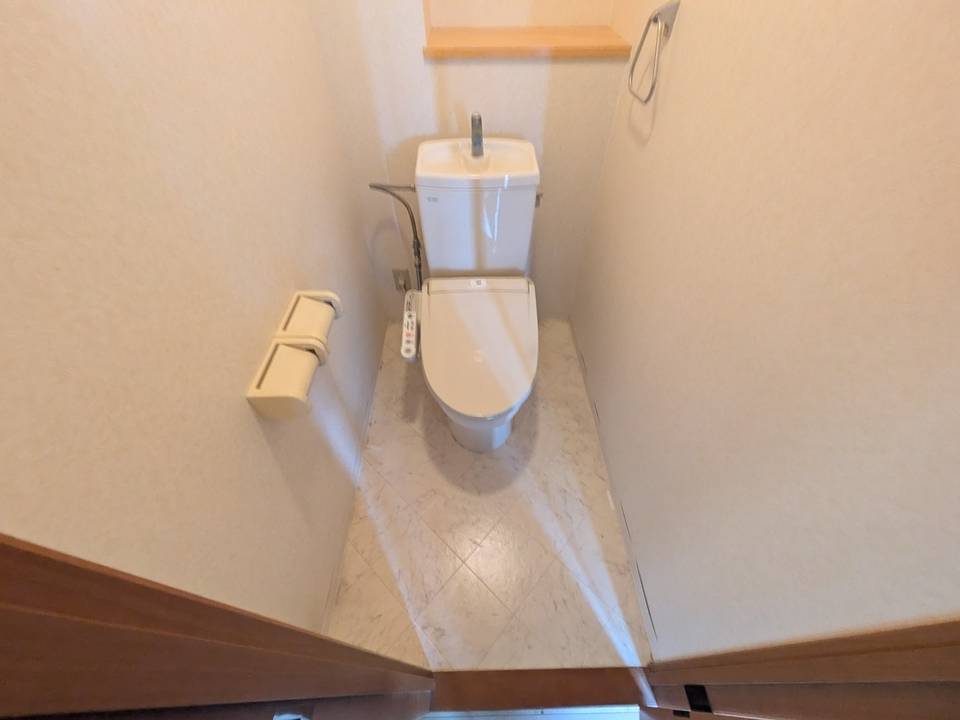 トイレ　トイレ